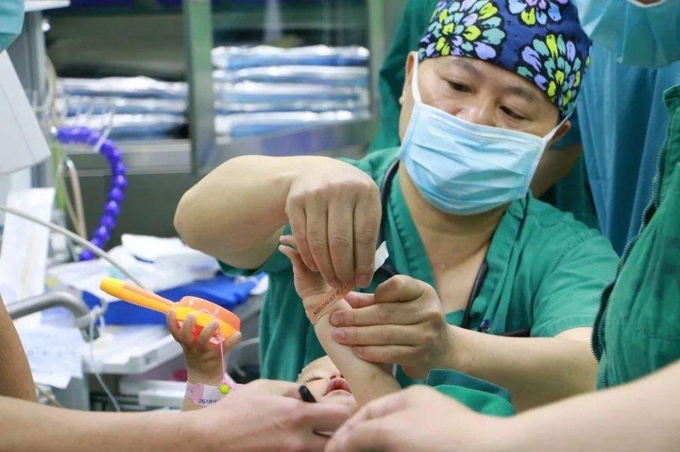 张家口妇婴监护型护送